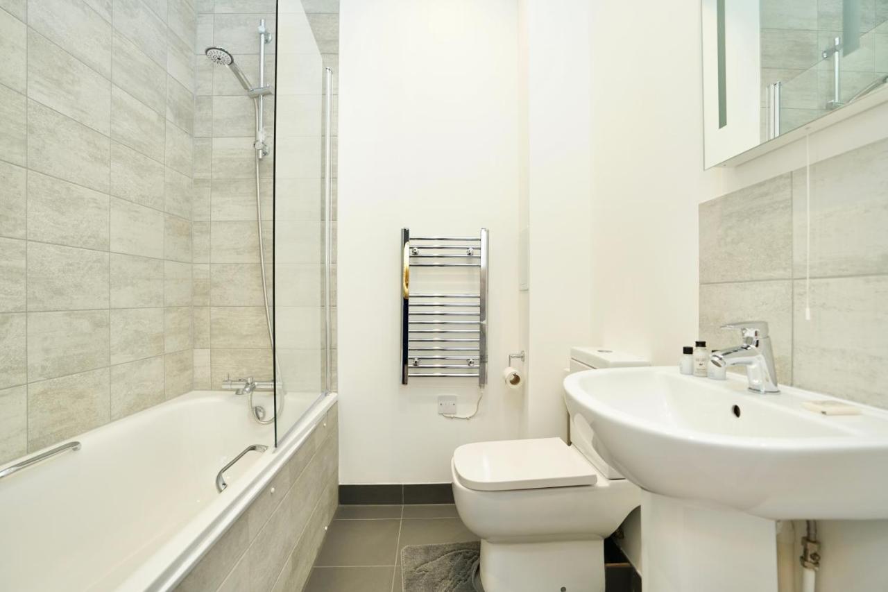 Appartement Bayard Plaza à Peterborough Extérieur photo